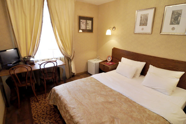 Admiralteyskaya Hotel Saint Petersburg Room photo